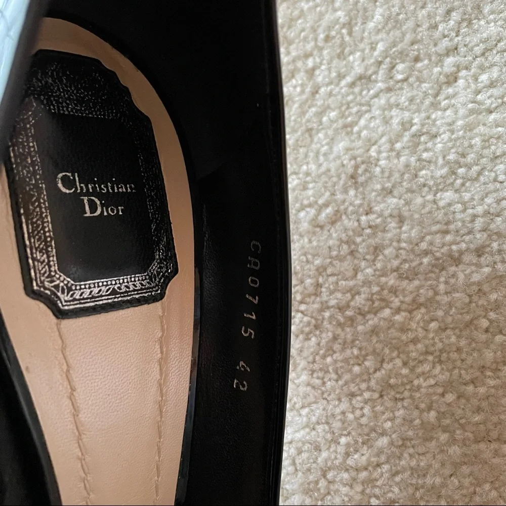 Dior Essence Calfskin Pumps - Picture 6 of 7